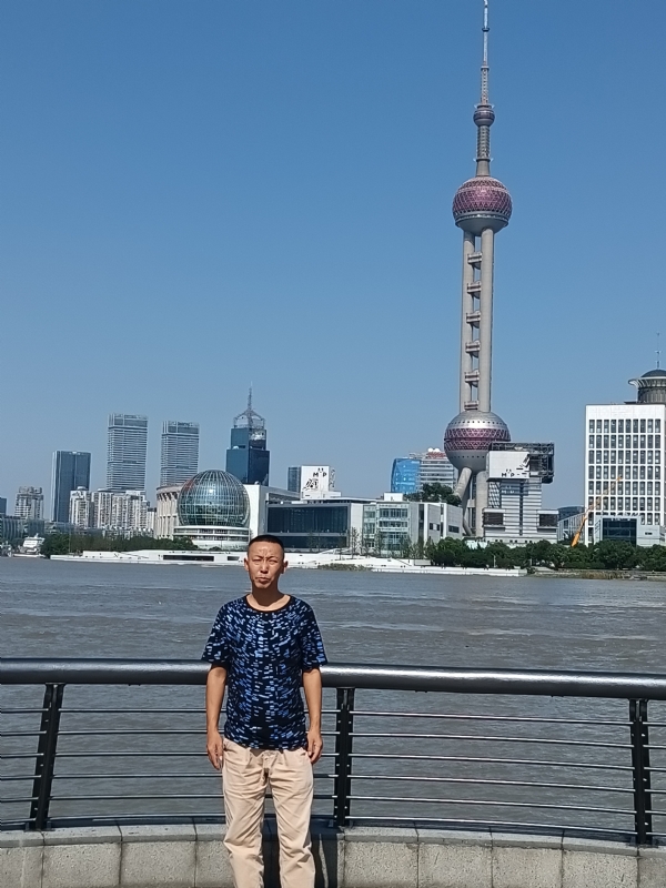伪装浪漫的第一张照片--寿宁交友网