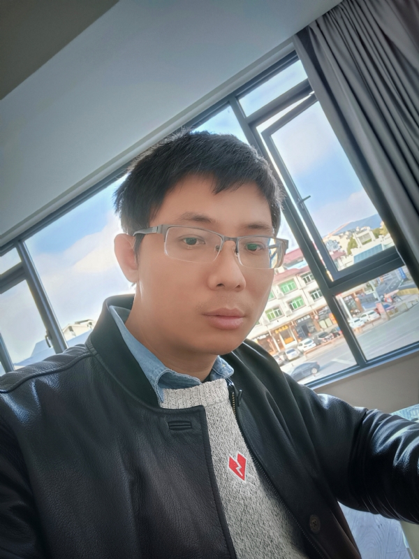 也许只是缺少一个拥抱的第二张照片--寿宁交友网