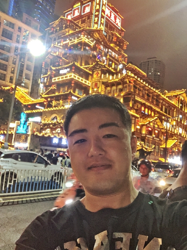 钢铁侠的第一张照片--寿宁交友网